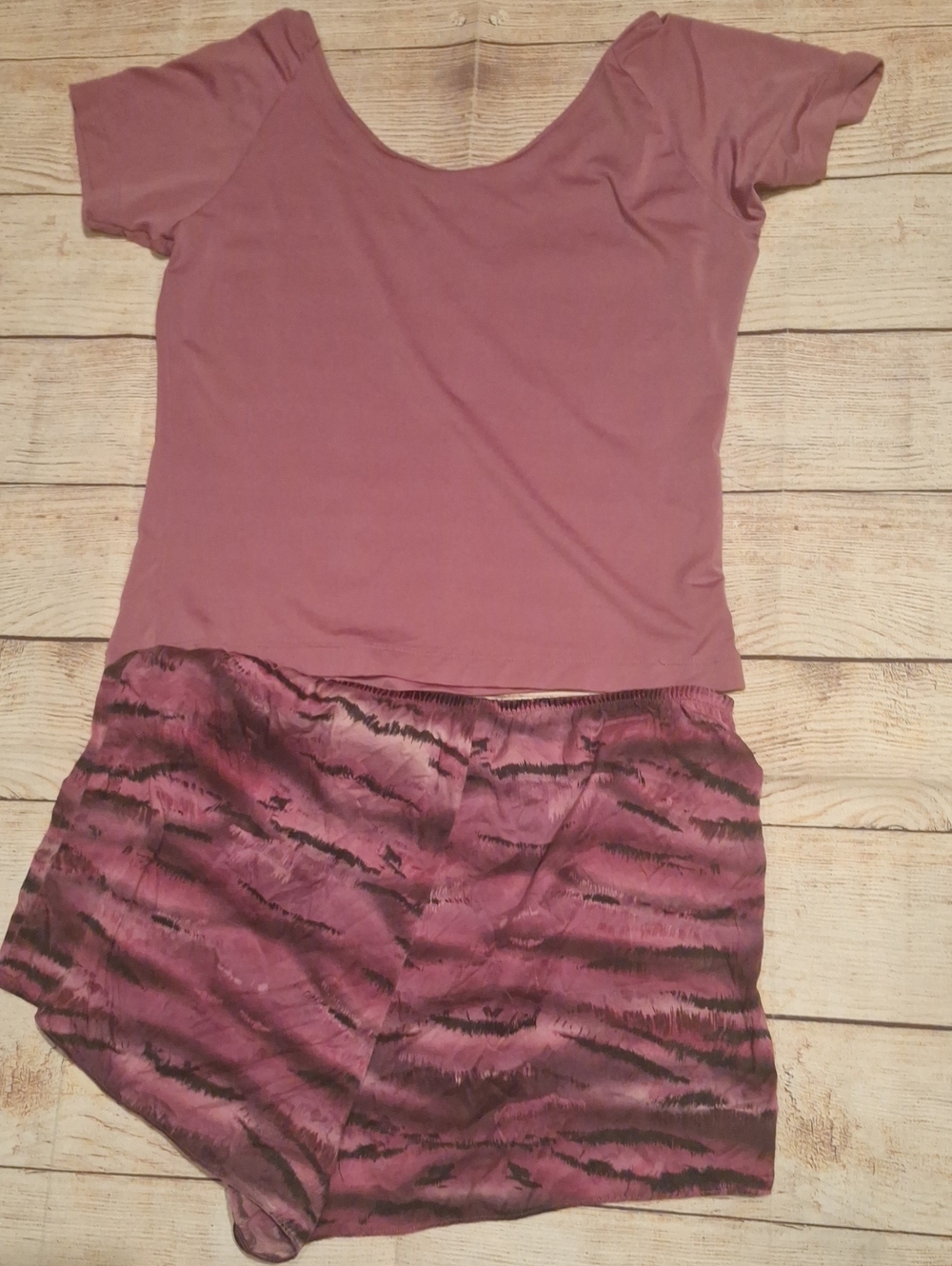 Victoria's Secret Short Pajama Set Mauve And Black Size Medium - Picture 8 of 8